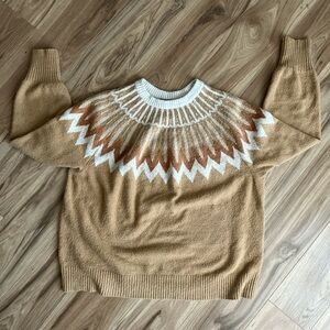 French Connection Tan and White Patterned Sweater